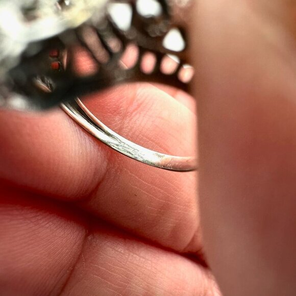 Estate Jewelry Antique Womens Ring 10K White Gold Green Glass Stone Size 4 - Picture 4 of 5